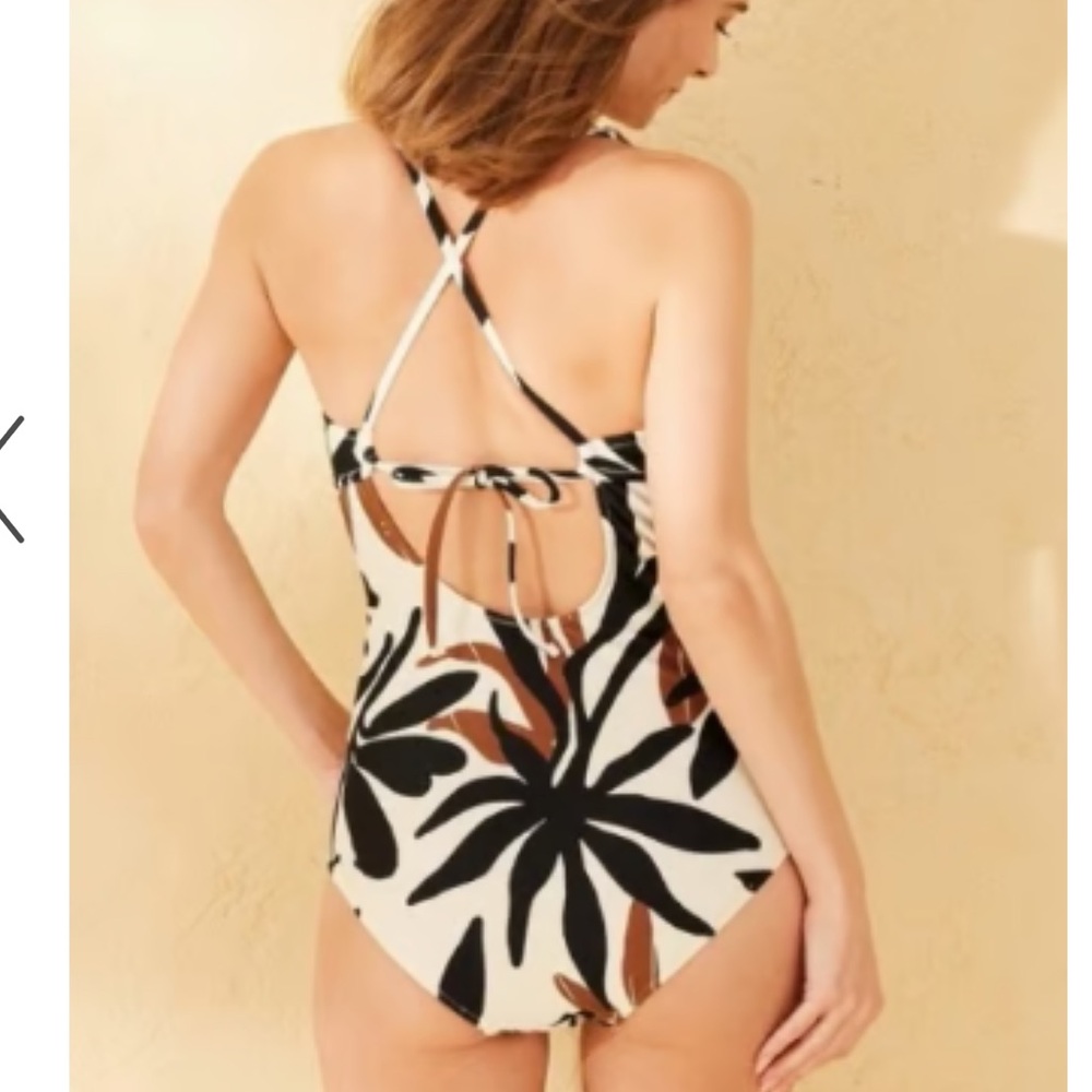 Women's Ring-Front Medium Coverage One Piece Swimsuit - Shade & Shore NWT sz sm - Picture 2 of 8